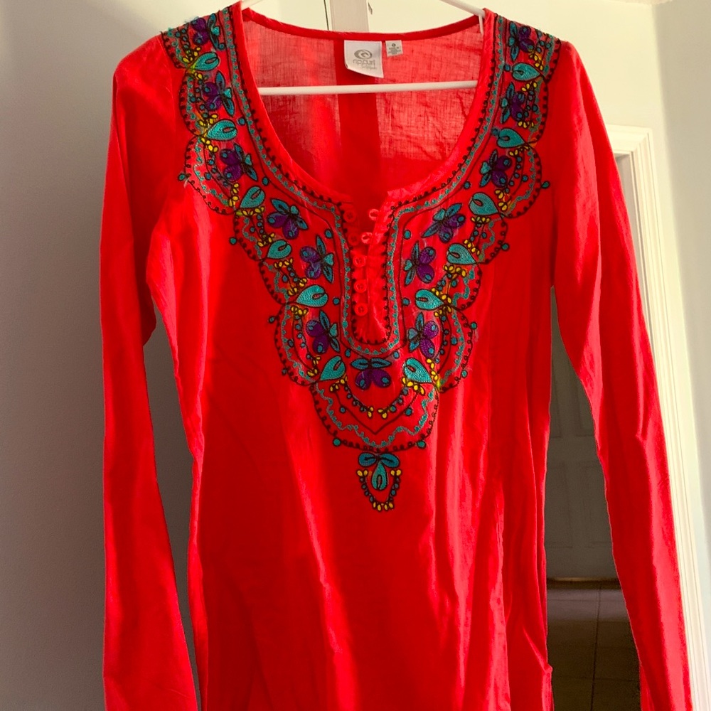 Rip Curl Embroidered Top
